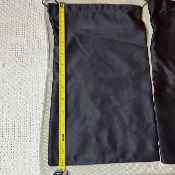 Two Prada Duffel bags - Picture 4 of 5